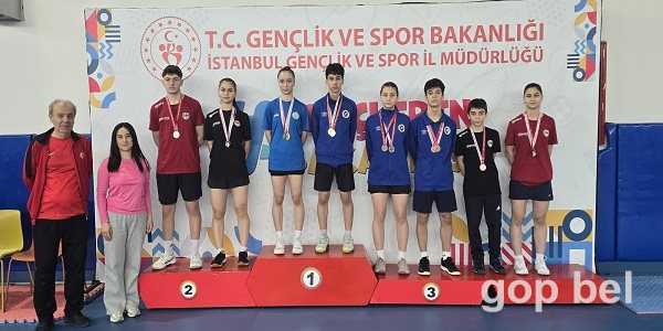 Badmintonda Zirve Bizim! İstanbul Şampiyonluğuna Damga Vurduk!