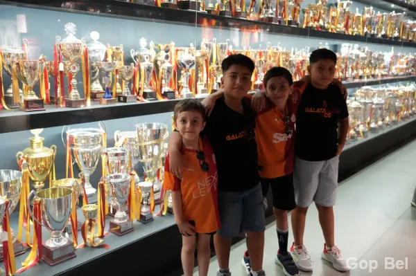 Gaziosmanpaşa Belediyesi’nden Gençlere Galatasaray Stadyumu ve Müzesi Gezisi