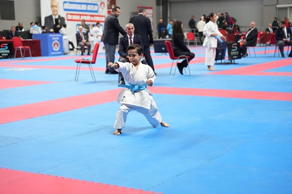 Uluslararası Karate Turnuvası’Nda Gaziosmanpaşa Rüzgarı Esti