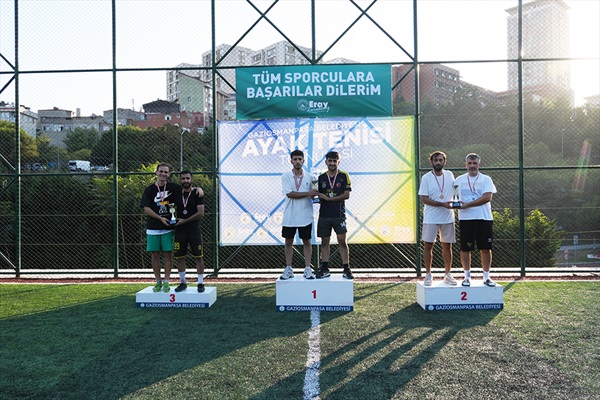 Gaziosmanpaşa’Da Ayak Tenisi Turnuvası Heyecana Sahne Oldu
