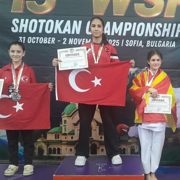 Bulgaristan’Da Düzenlenen 15. Dünya Shotokan Şampiyonası’Nda Karatecilerimizden Büyük Zafer!