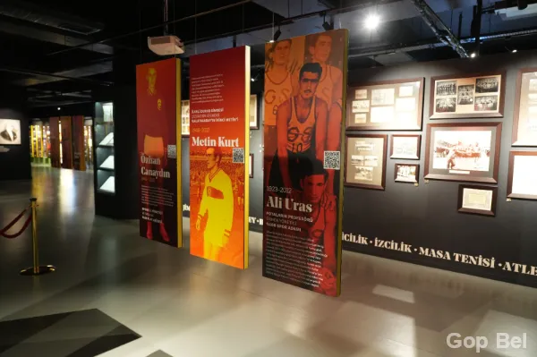Gençlerimiz Galatasaray Stadyumu ve Müzesi’ni Ziyaret Etti