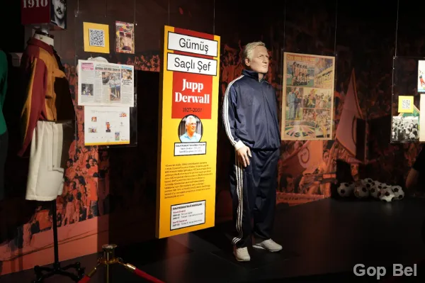 Gençlerimiz Galatasaray Stadyumu ve Müzesi’ni Ziyaret Etti