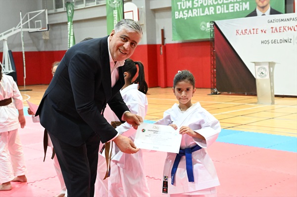 Gaziosmanpaşa’Da Karate Ve Taekwondo Kuşak Heyecanı!