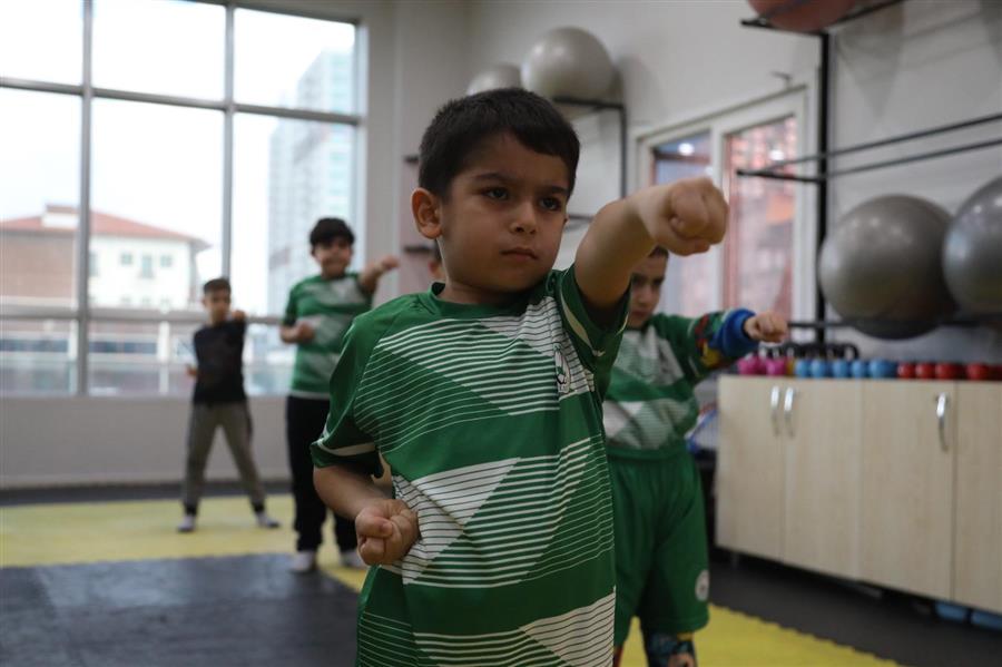 Karayollar Spor Ve Salkl Yaam Merkezi Karate Ders Foto