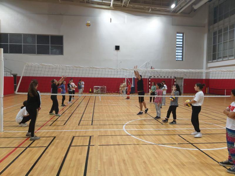 Dr. Kadir Topba Gsm Voleybol Ders Foto