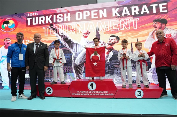Uluslararası Karate Turnuvası’Nda Gaziosmanpaşa Rüzgarı Esti