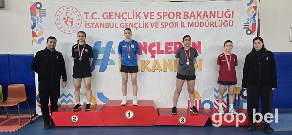 Badmintonda Zirve Bizim! İstanbul Şampiyonluğuna Damga Vurduk!