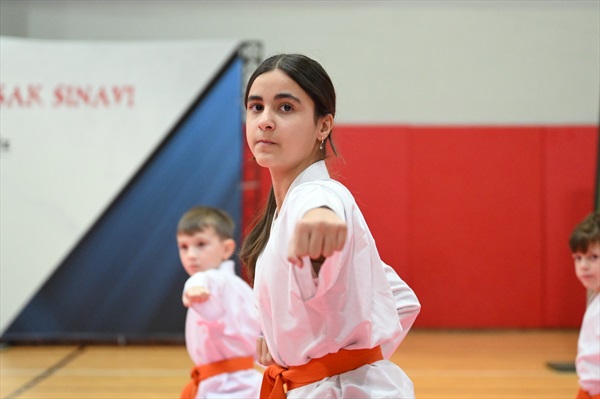 Gaziosmanpaşa’Da Karate Ve Taekwondo Kuşak Heyecanı!