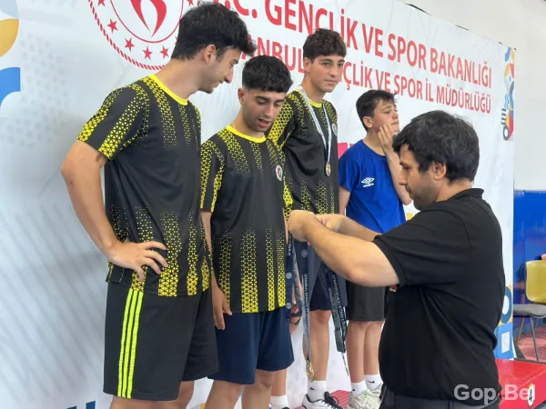 Badminton'da İstanbul Şampiyonluğu!
