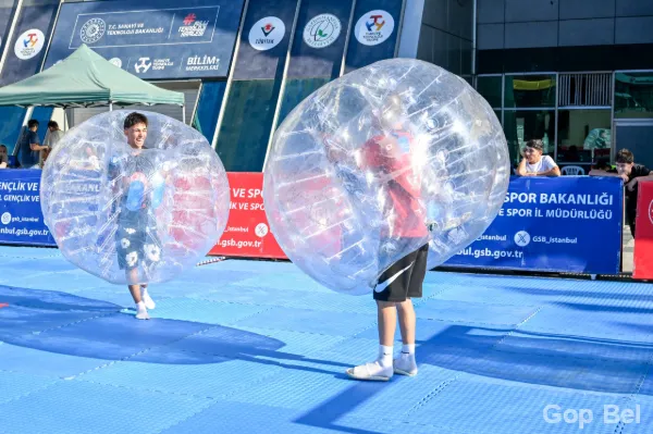 Gaziosmanpaşa’da Balon Futbol Etkinliği Büyük İlgi Gördü