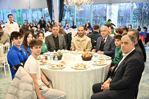 Gaziosmanpaşa Belediyesi Spor Kulübü Sporcuları Kahvaltı Programında Buluştu