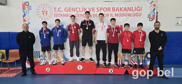 Badmintonda Zirve Bizim! İstanbul Şampiyonluğuna Damga Vurduk!