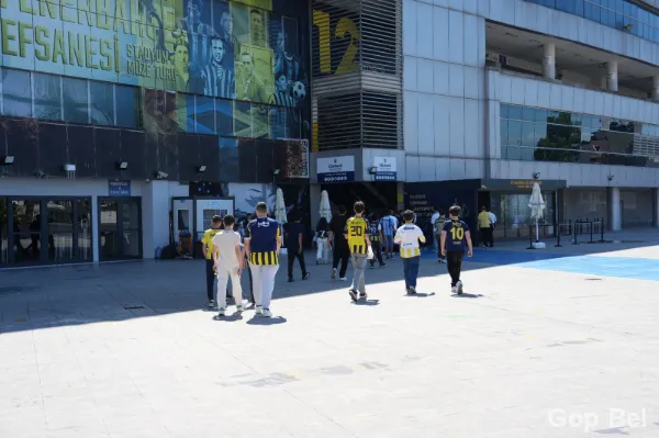 Gençlerimiz Fenerbahçe Spor Kulübü Stadyumu ve Müzesi’ni Ziyaret Etti