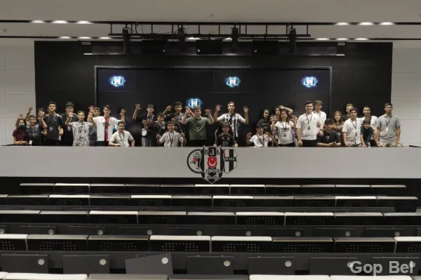 Gaziosmanpaşa Belediyesi’nden Gençlere Beşiktaş Stadyumu ve Müzesi Gezisi