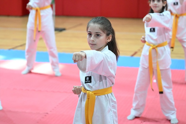 Gaziosmanpaşa’Da Karate Ve Taekwondo Kuşak Heyecanı!