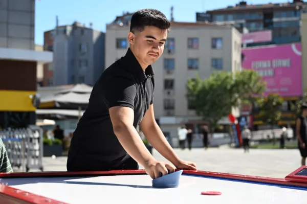 Spor Her Yerde Etkinliği Karne Sevincini Sporla Taçlandırdı