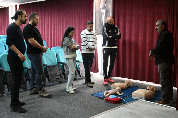 Spor Eğitmenlerimize İlk Yardım Eğitimi