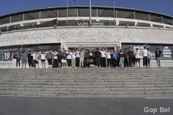 Gaziosmanpaşa Belediyesi’nden Gençlere Beşiktaş Stadyumu ve Müzesi Gezisi