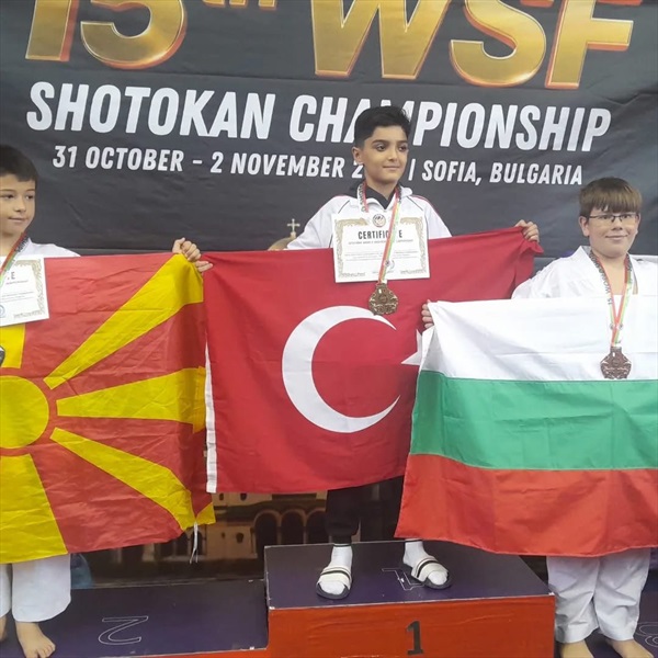 Bulgaristan’Da Düzenlenen 15. Dünya Shotokan Şampiyonası’Nda Karatecilerimizden Büyük Zafer!