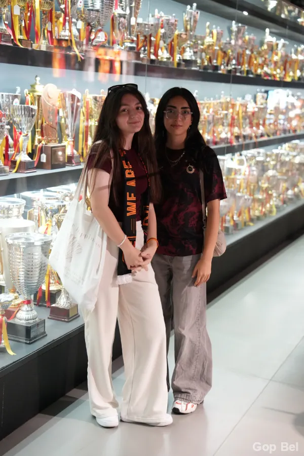 Gaziosmanpaşa Belediyesi’nden Gençlere Galatasaray Stadyumu ve Müzesi Gezisi
