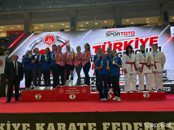 Karate Sporcularımızdan Kocaeli’nde Madalya Sevinci
