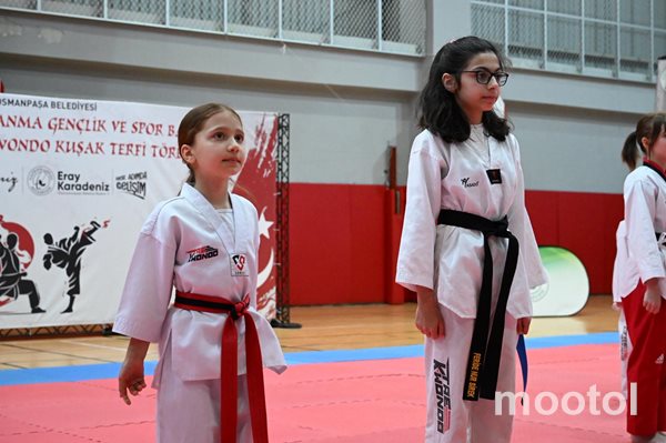 Gaziosmanpaşa Belediyesi’nde Karate ve Taekwondo Kuşak Terfi Heyecanı