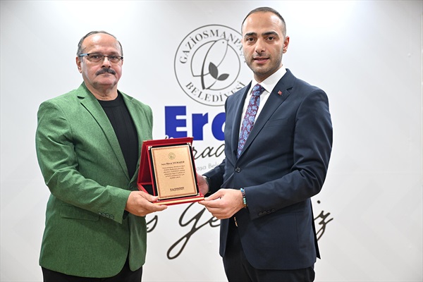 Gaziosmanpaşa Belediyesi’Nden Spor Kulüplerine 2,5 Milyon Liralık Nakdi Destek