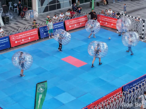 Gaziosmanpaşa’da Balon Futbol Etkinliği Büyük İlgi Gördü