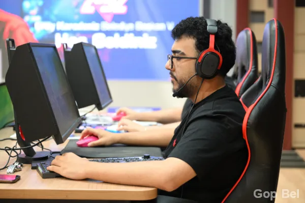Gaziosmanpaşa’da Espor Heyecanı: 2V2 Valorant Turnuvası Büyük İlgi Gördü