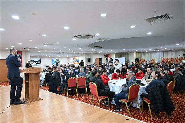 Gaziosmanpaşa Belediyesi’Nden Spor Kulüplerine 2,5 Milyon Liralık Nakdi Destek