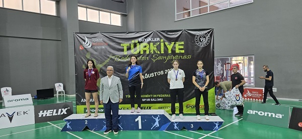 Ankara’Dan Çifte Madalya!