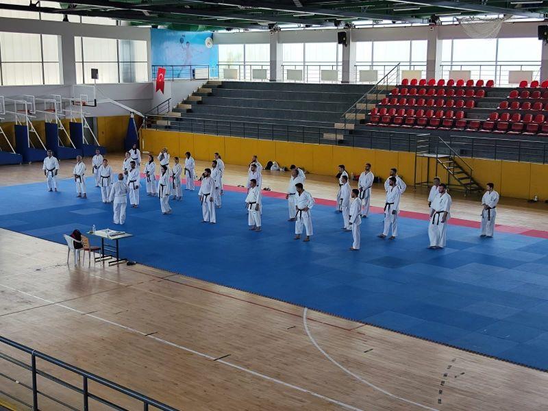 Gaziosmanpaa Belediyesi Spora Ve Sporcuya Ev Sahiplii Yapmaya Devam Ediyor