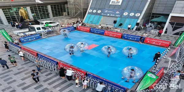 Gaziosmanpaşa’da Balon Futbol Etkinliği Büyük İlgi Gördü