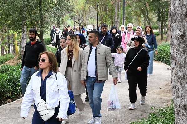 Doğada Sağlık Dolu Adımlar